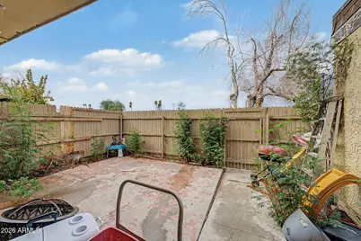 3404 W Echo Lane, Phoenix, AZ 85051 - Photo 16