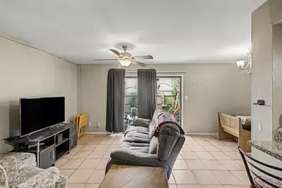 3404 W Echo Lane, Phoenix, AZ 85051 - Photo 4