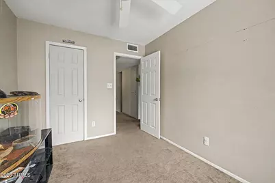 3404 W Echo Lane, Phoenix, AZ 85051 - Photo 10