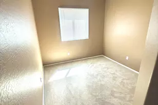1318 S Sabino Dr, Gilbert, AZ 85296 - Photo 4
