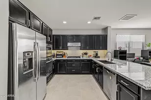 2820 E Sunland Ave, Phoenix, AZ 85040 - Photo 2
