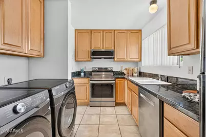 8812 W Meadow Drive, Peoria, AZ 85382 - Photo 8