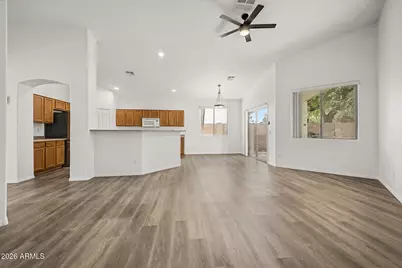 4255 E Cherry Hills Drive, Chandler, AZ 85249 - Photo 12