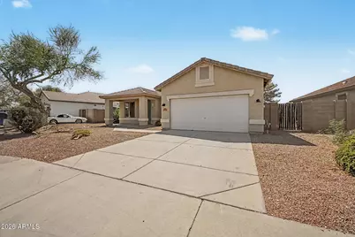4255 E Cherry Hills Drive, Chandler, AZ 85249 - Photo 2