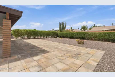 10011 W Prairie Hills Circle, Sun City, AZ 85351 - Photo 36
