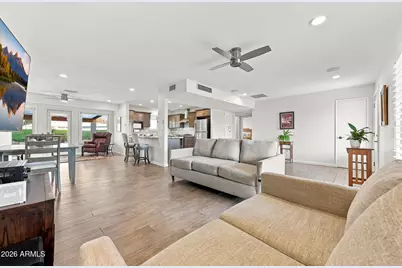 10011 W Prairie Hills Circle, Sun City, AZ 85351 - Photo 2