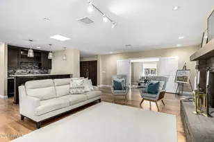 11832 N Oakhurst Way, Scottsdale, AZ 85254 - Photo 4