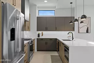 377 E Windsor Ave, Phoenix, AZ 85004 - Photo 8