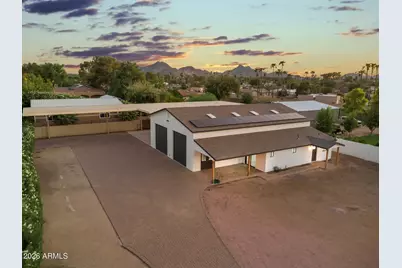 5211 E Windrose Drive, Scottsdale, AZ 85254 - Photo 6