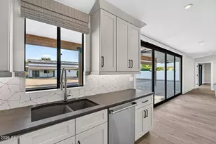 5211 E Windrose Dr, Scottsdale, AZ 85254 - Photo 28
