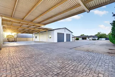 5211 E Windrose Drive, Scottsdale, AZ 85254 - Photo 14
