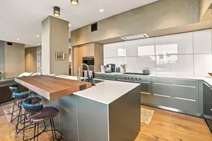 5000 N Camelback Rdg Dr, Scottsdale, AZ 85251 - Photo 8