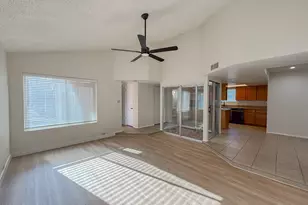 7829 N 21st Ln, Phoenix, AZ 85021 - Photo 4