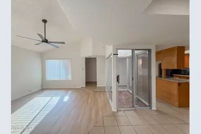 7829 N 21st Lane, Phoenix, AZ 85021 - Photo 6