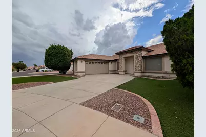 15748 W Paradise Lane, Surprise, AZ 85374 - Photo 4