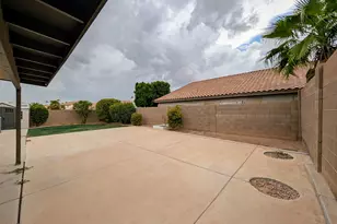 15748 W Paradise Ln, Surprise, AZ 85374 - Photo 66