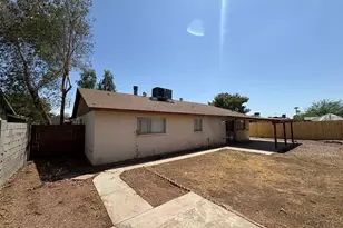 7556 W Turney Ave, Phoenix, AZ 85033 - Photo 24