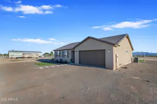 28435 N 249th Ln, Wittmann, AZ 85361 - Photo 8