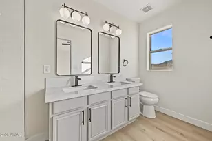 18836 N 2nd Dr, Phoenix, AZ 85027 - Photo 12