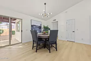 18836 N 2nd Dr, Phoenix, AZ 85027 - Photo 4