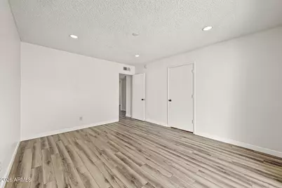 17030 N 31st Avenue, Phoenix, AZ 85053 - Photo 14