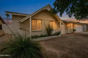 3710 E Ludlow Dr, Phoenix, AZ 85032 - Photo 30