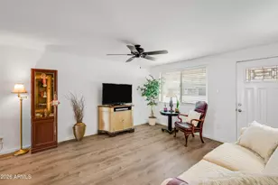 3710 E Ludlow Dr, Phoenix, AZ 85032 - Photo 6