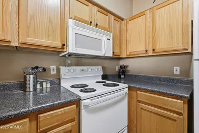 20100 N 78th Place #2109, Scottsdale, AZ 85255 - Photo 18