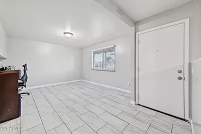 5343 W Lewis Avenue, Phoenix, AZ 85035 - Photo 6