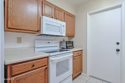 10841 W Santa Fe Drive, Sun City, AZ 85351 - Photo 12