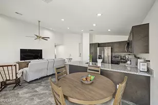 9218 W St John Rd, Peoria, AZ 85382 - Photo 18
