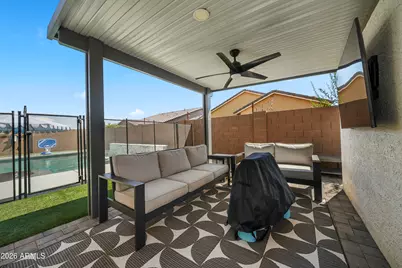 18873 W Shaw Butte Drive, Surprise, AZ 85388 - Photo 32