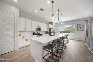 18873 W Shaw Butte Dr, Surprise, AZ 85388 - Photo 6
