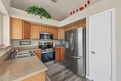 29413 N Blackfoot Daisy Drive, San Tan Valley, AZ 85143 - Photo 12