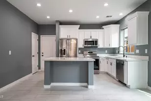 10423 W Hughes Dr, Tolleson, AZ 85353 - Photo 2