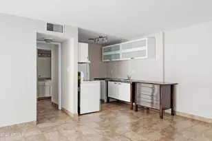 5525 E Thomas Rd, Phoenix, AZ 85018 - Photo 2