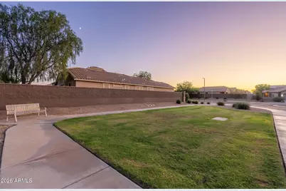 12935 W Flynn Lane, Glendale, AZ 85307 - Photo 28
