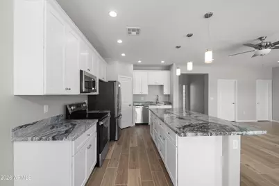 3835 N Hohokam Drive, Eloy, AZ 85131 - Photo 6