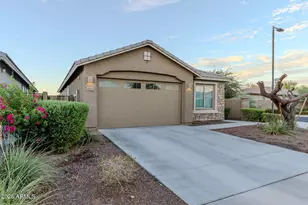 9210 W Willow Bend Ln, Phoenix, AZ 85037 - Photo 2