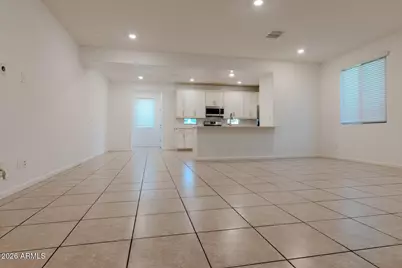 9210 W Willow Bend Lane, Phoenix, AZ 85037 - Photo 14