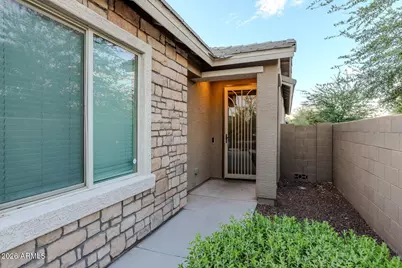 9210 W Willow Bend Lane, Phoenix, AZ 85037 - Photo 4