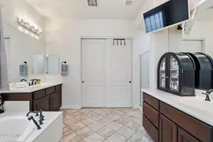 6923 S Black Hills Way, Chandler, AZ 85249 - Photo 16