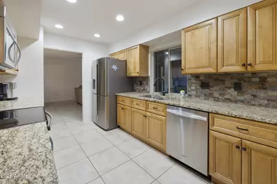 8651 E Camelback Road, Scottsdale, AZ 85251 - Photo 26