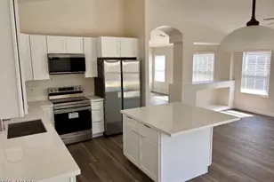 4723 E Mountain Sage Dr, Phoenix, AZ 85044 - Photo 1