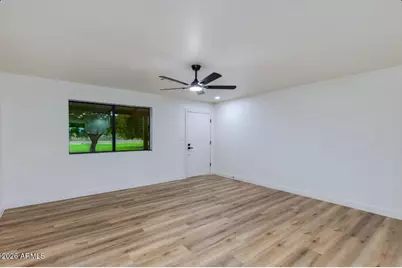 7101 N Perryville Road, Waddell, AZ 85355 - Photo 10