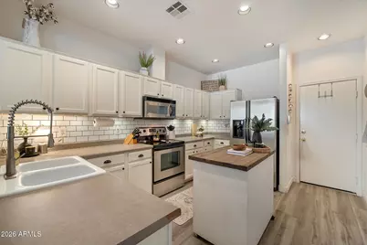 1225 N 36th Street #1103, Phoenix, AZ 85008 - Photo 2