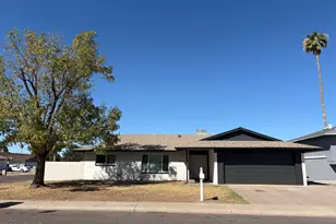 7702 N 48th Ave, Glendale, AZ 85301 - Photo 2