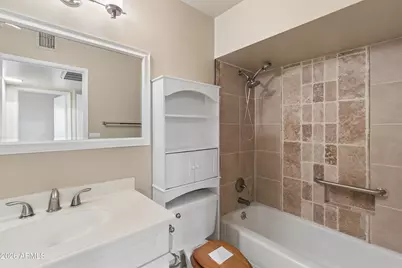 10229 W Pinehurst Drive, Sun City, AZ 85351 - Photo 10