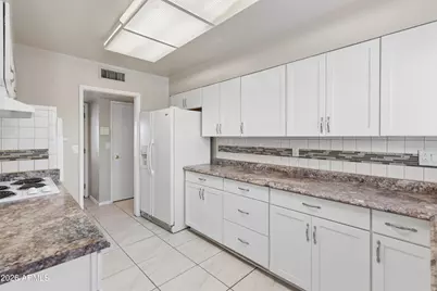 10229 W Pinehurst Drive, Sun City, AZ 85351 - Photo 6