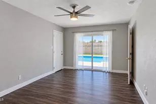 3817 N 59th Dr, Phoenix, AZ 85033 - Photo 10